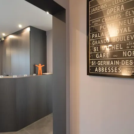 Lavish Villa In Malmedy With Heated Pool, Jacuzzi & Infrared Sauna 度假居 里格纽威勒